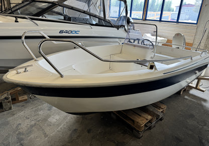 YAMARIN 4300 / EVINRUDE E-TEC 30