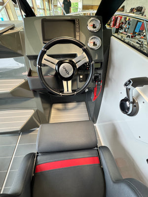 STING 610DC EVINDRUDE 115 E-TEC HO. 2019 Ferskvannskjørt
