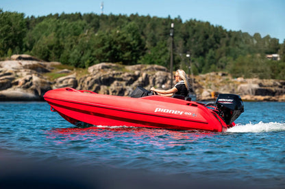 PIONER GO med Mercury F10